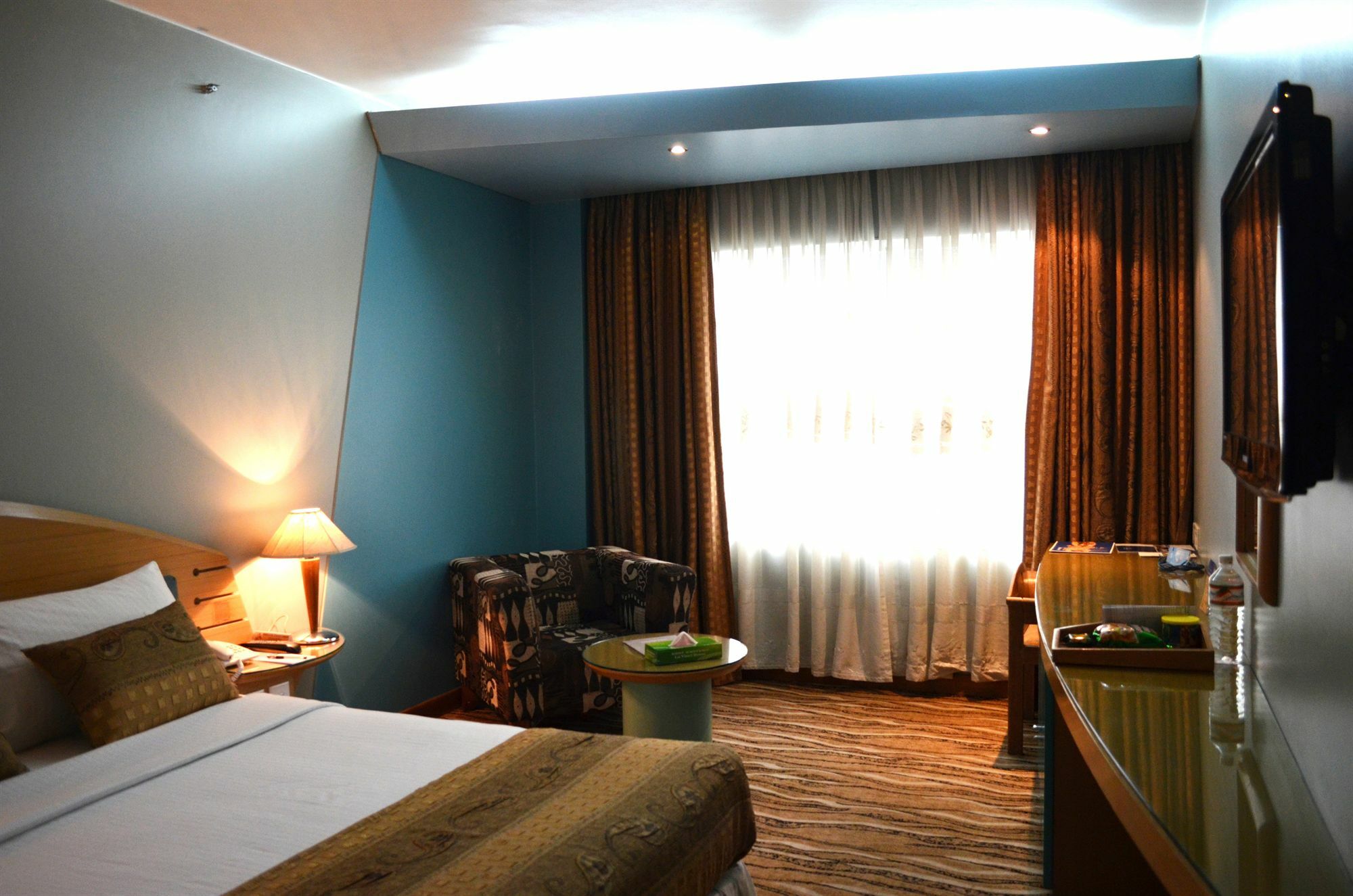 La Vinci Hotel Дака Екстериор снимка