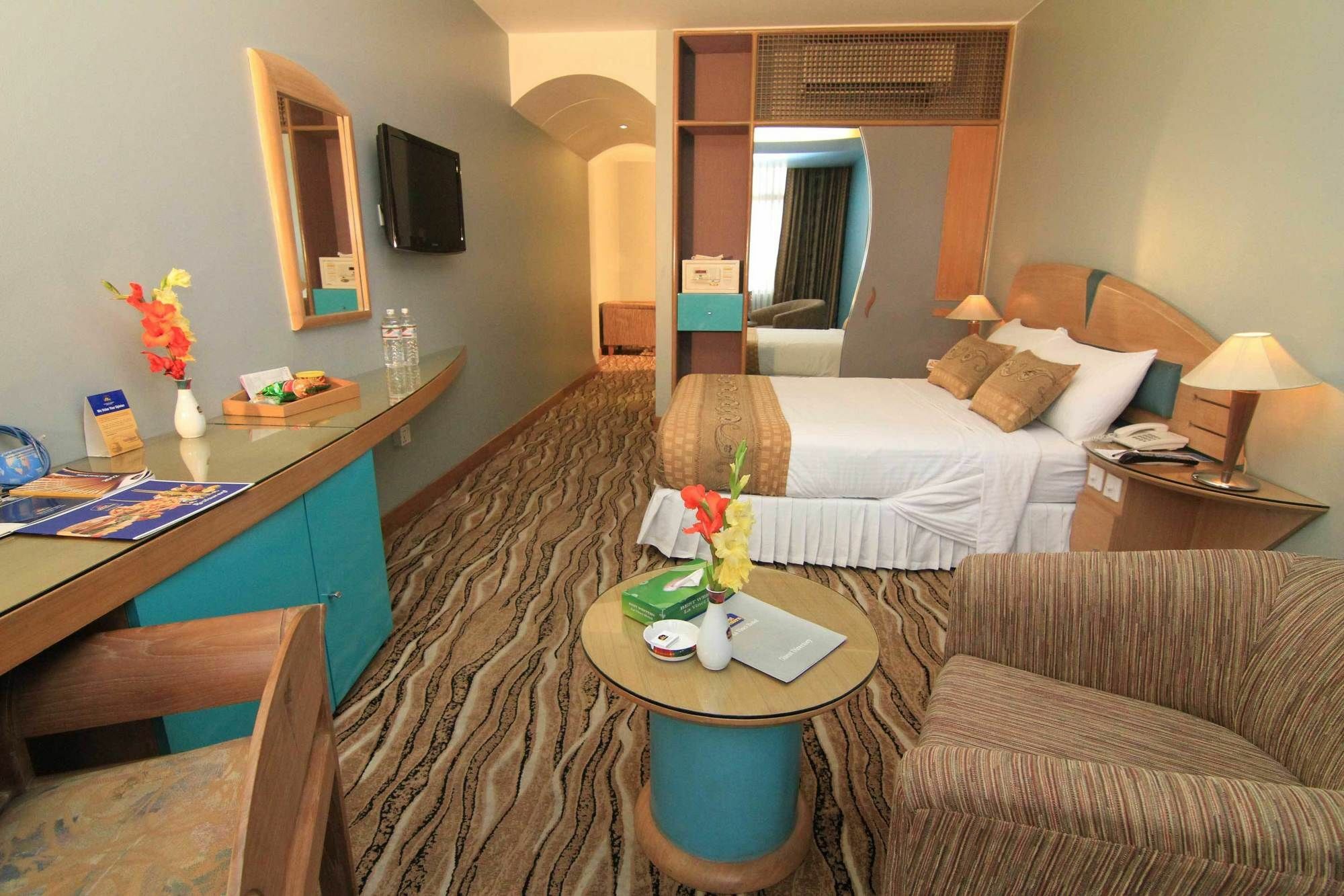 La Vinci Hotel Дака Екстериор снимка