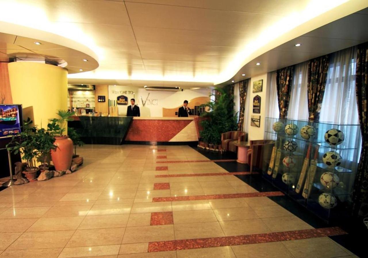 La Vinci Hotel Дака Екстериор снимка